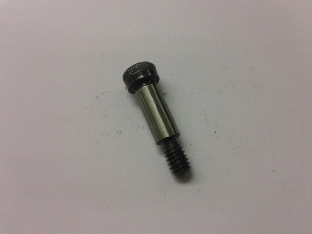 Duom06a000 - 5/16-1/4-20 x 3/4 Shoulder Bolt